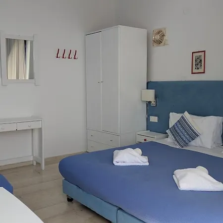 Coral Guest house Frangocastelo