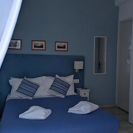 Coral Guest house 3*