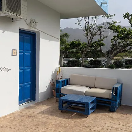 Coral Guest house Frangocastelo