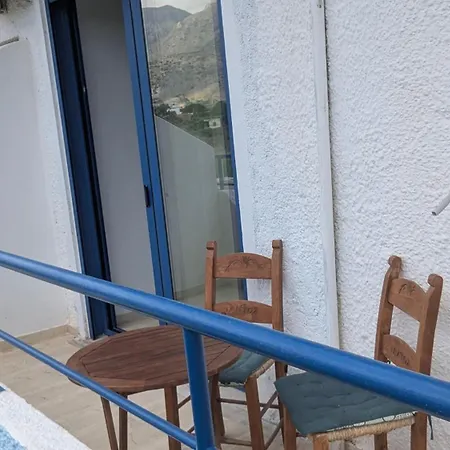 Coral Guest house Frangocastelo